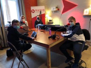 Stage_Radio